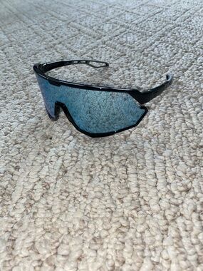 Men's Sport Shield Sunglasses - Black Frame with Blue Mirrored Lens
